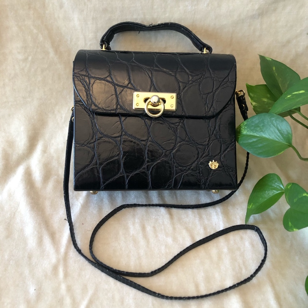 Black purse